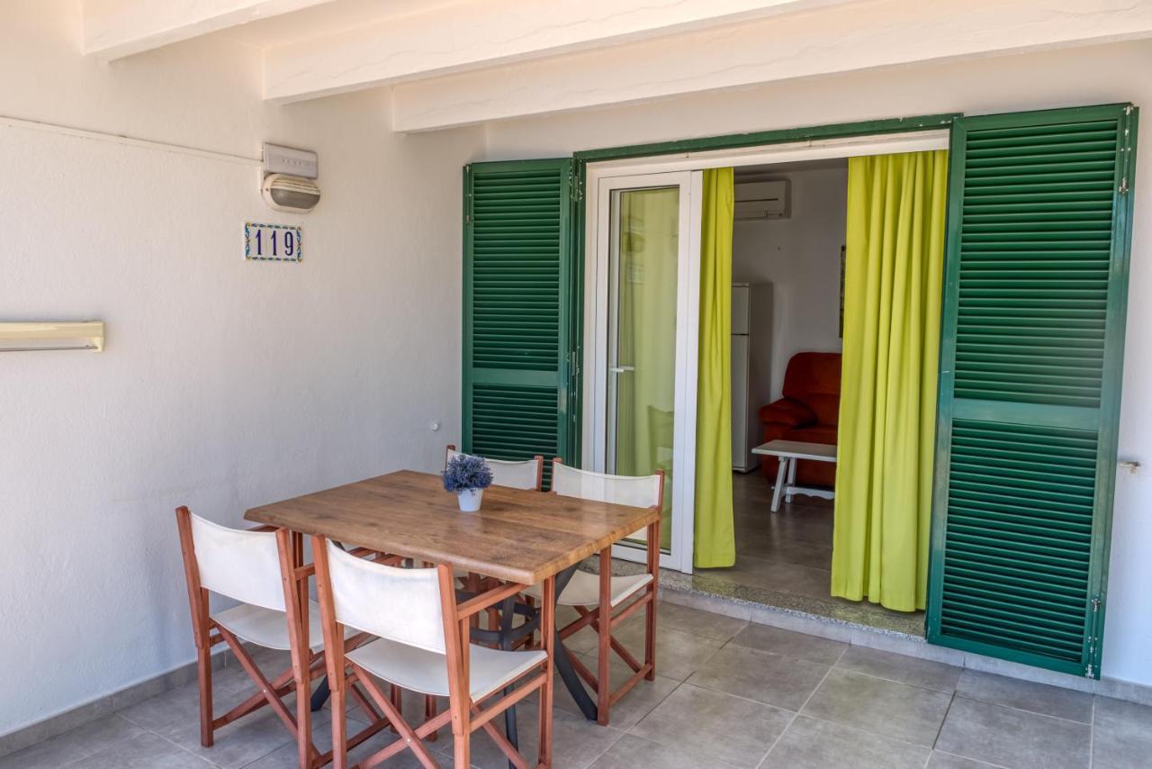 Apartamentos Las Golondrinas Cala en Bosch Dış mekan fotoğraf