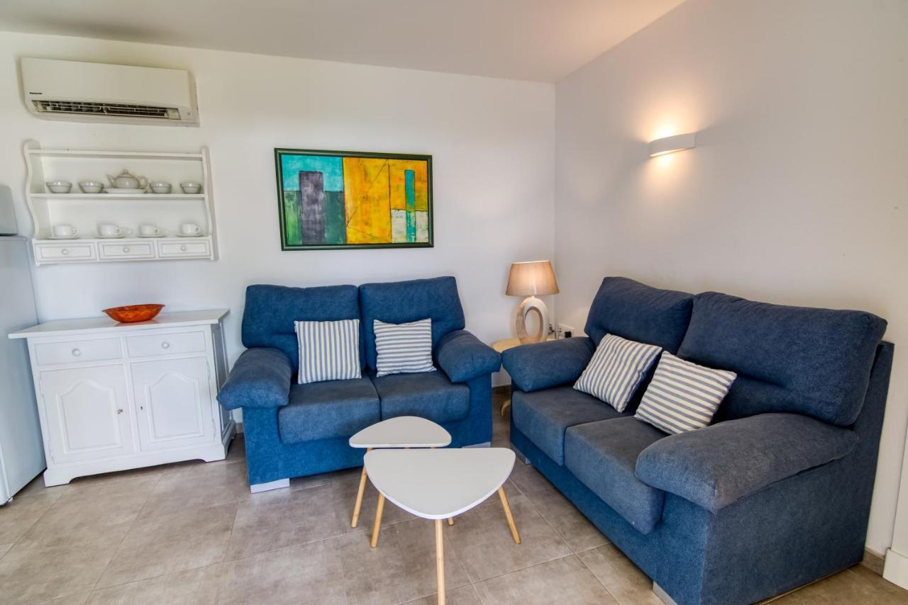 Apartamentos Las Golondrinas Cala en Bosch Dış mekan fotoğraf