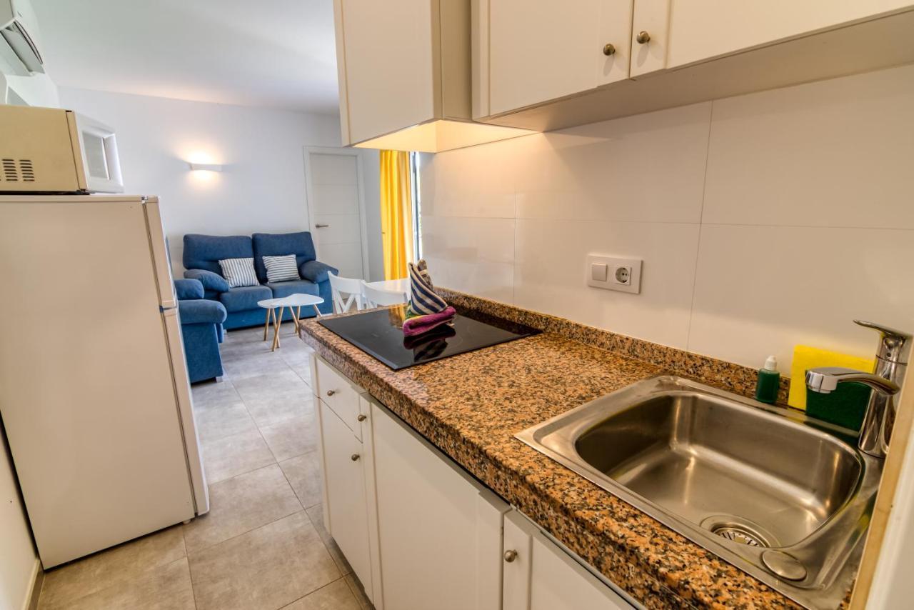 Apartamentos Las Golondrinas Cala en Bosch Dış mekan fotoğraf