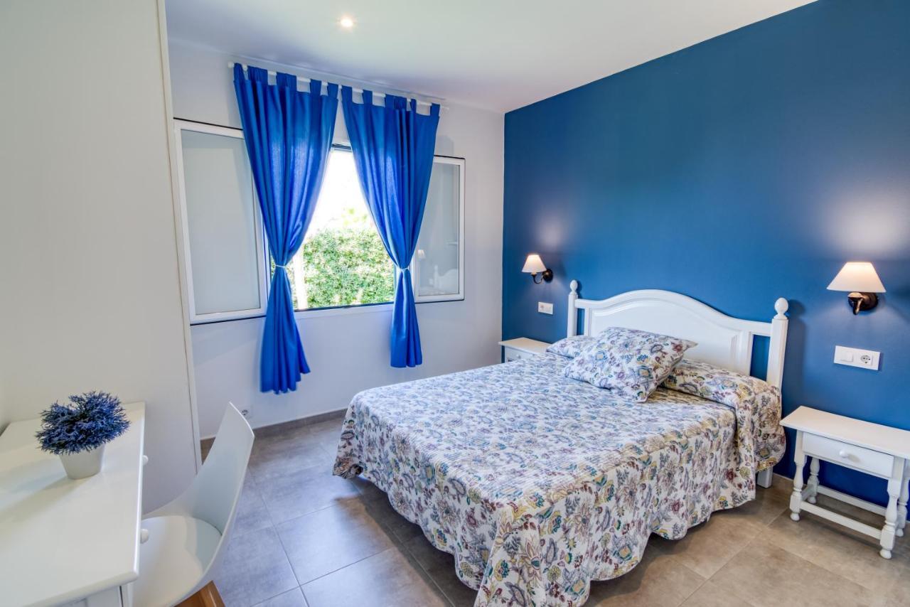 Apartamentos Las Golondrinas Cala en Bosch Dış mekan fotoğraf
